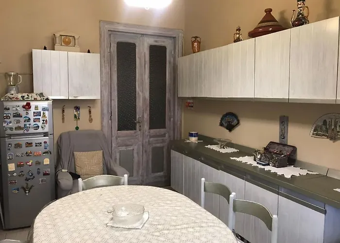 Vintage Museum Pensión *